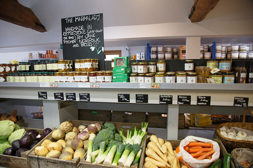 Fresh vegetables and local produce in Algys Farmshop